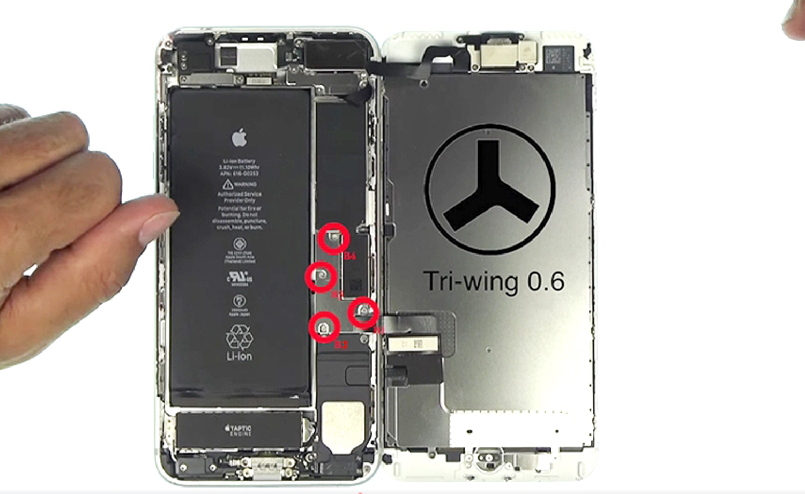 Changement d'écran complet pré-monté (châssis+vitre+LCD) sur iPhone 7 Plus photo 2